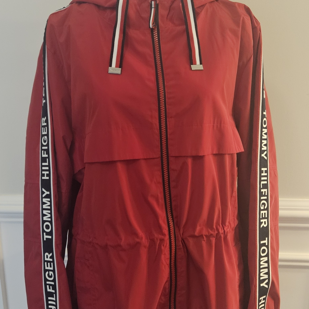 Tommy Hilfiger Women's Large Red Windbreaker Jacket
